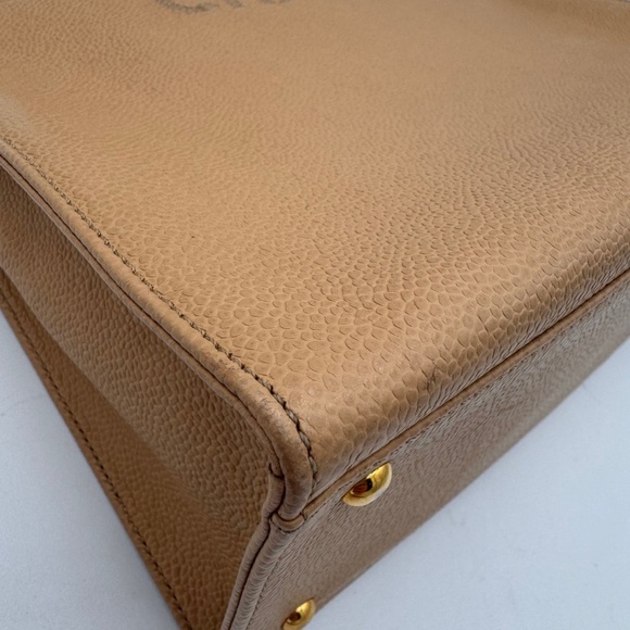 CHANEL Caviar LAX Tote - Picture 8 of 15